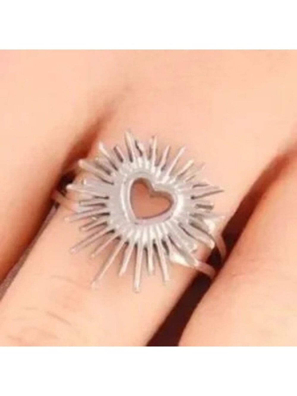 18K Gold Plated Stainless Steel Heart Burst Adjustable Ring - Picture 5 of 5
